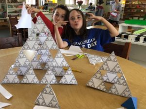 3D Paper Tetrahedrons